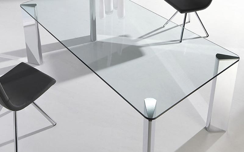Detall taula vidre disseny